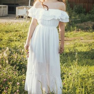 White Bohemian Ruffled Dress (anna-kaci)